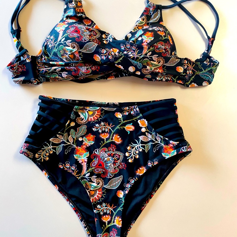 Cupshe bikini